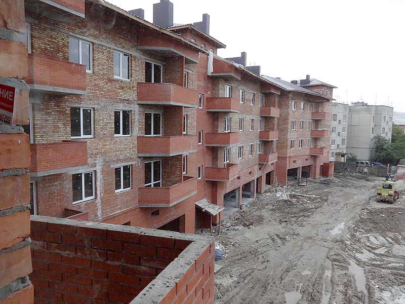 строительство жилого дома смт ХОТОВ